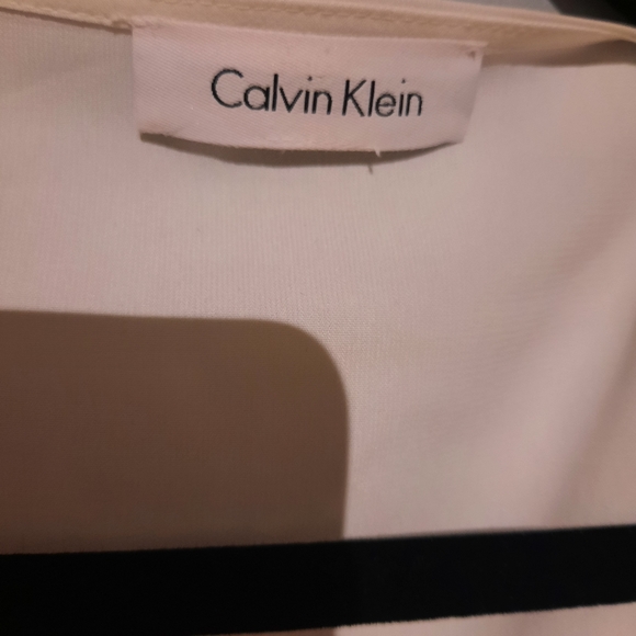 Calvin Klein top - Picture 2 of 2